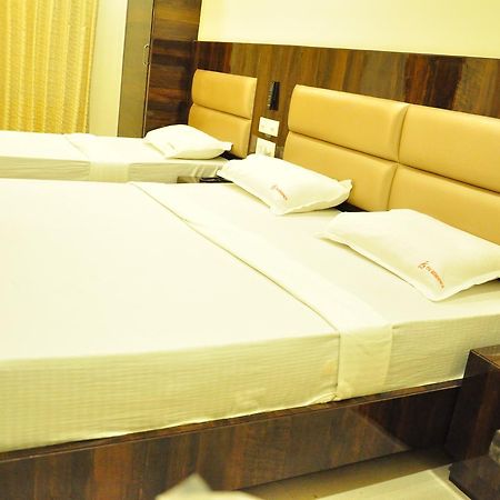Pai Residency Hotel Hospet Exterior photo