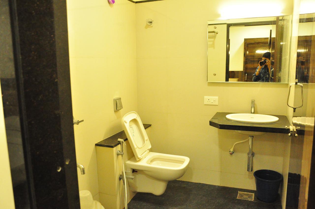 Pai Residency Hotel Hospet Exterior photo